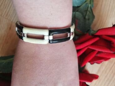crna subara: Bracelets — 4