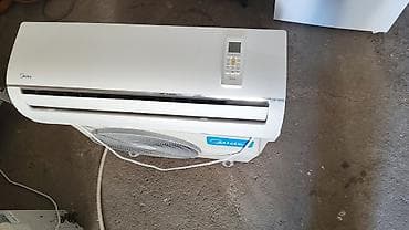 Midea split klima uređaj sa daljinskim upravljačem - Tip: zidni split