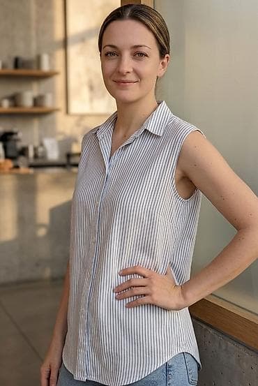 Košulje: Bezrukavna ženska košulja na pruge - Model: bez rukava, klasičan — 1