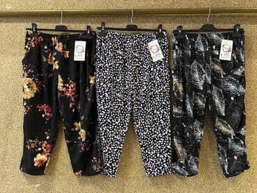 zenske salvare: 3/4 šalvare jedne 
Tri za 2700
Mogu do 3XL
Fantastičan materijal — 2