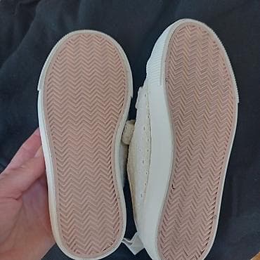 obuca gepard: Dečije patike H&M, veličina EUR 28 (US 11 / CN 175). - Boja — 3