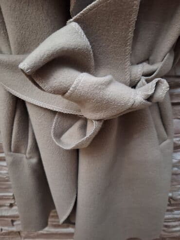 prolecne jakne zenske reserved: Ženski kaput sa kaišem, bež/taup nijansa. - Kroj: wrap stil sa — 3