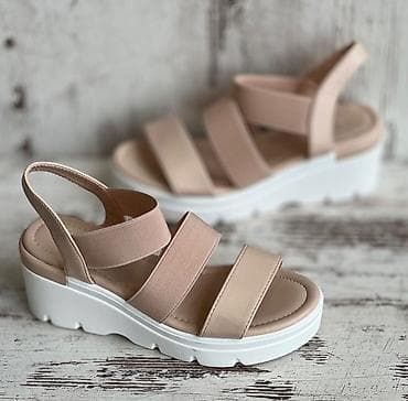 Fantastične zenske sandale NOVO!
36-41

Cena 2790 din

DM