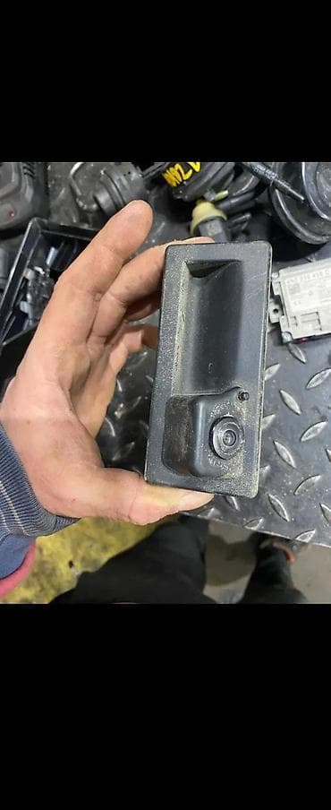 kafe pads: VW TIGUAN 16-22 ZADNJA KAMERA 5NA827566 | Audi vagen delovi ZEMUN — 2