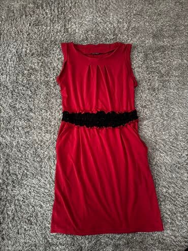 7Arrows M, color - Red, Cocktail, With the straps