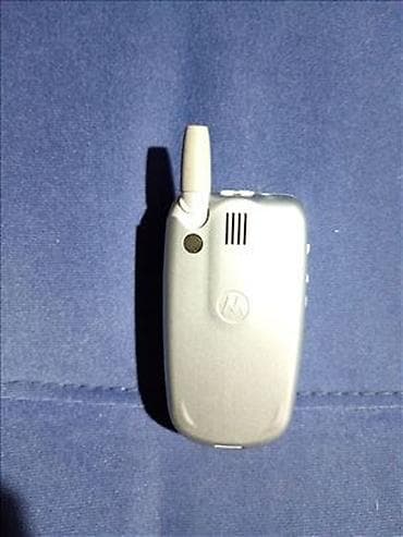 Video Games & Consoles: Motorola V235 Prodajem Motorolu novu i originalni, baterija treba da — 3