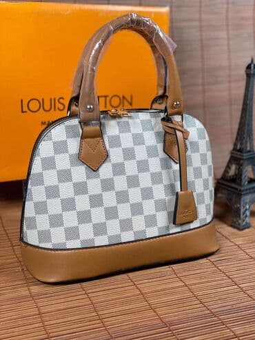 torba za obucu: Cena torbi 2450
Cena kaisa 1.700
Cena novcanika 1.700
Alb sa porezom — 3