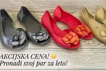 narandzasta haljina i cipele: Ženske gumene baletanke/sandale sa otvorenim prstima i dekorativnim 3D — 1