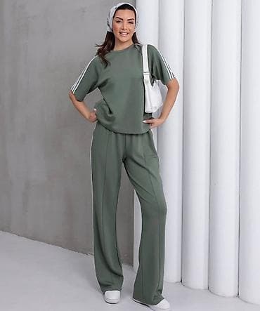 celine torba cena: 05. Komplet trenerka
Uvoz Turska
S M L XL
Cena : 3.700 dinara H — 3