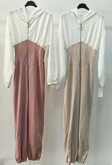 Muška odeća: Kombinezon
Cena 2300
Uni vel.
V18 — 5