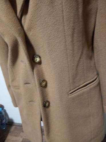 dsquared2 jakna: Ženski kaput u kamel boji, klasičnog, ravnog kroja vel.40. Model sa — 4