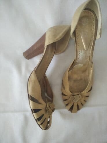 bež čizme od brušene kože: Sandals, 40 — 14