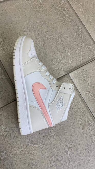nike air command: 41 — 6
