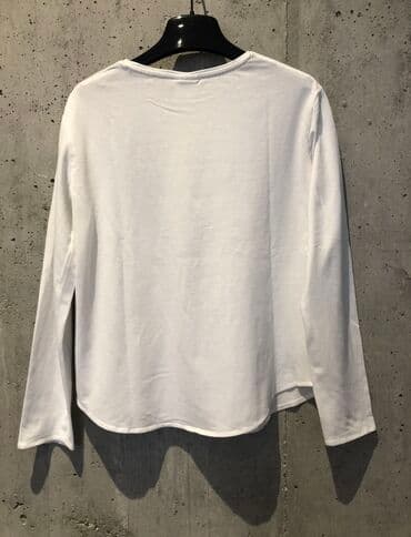 Sets: DVE Nove ZARA MAJICE Velicina 11 - 12 god Tamnije sive boje u odnosu — 10