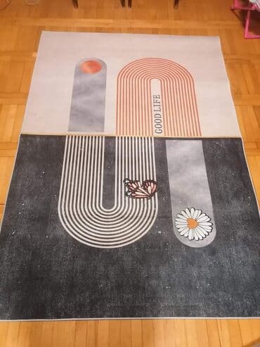 wc solje dimenzije: Tepih
Dimenzije 200x140 cm-
Cena 3500 din — 1