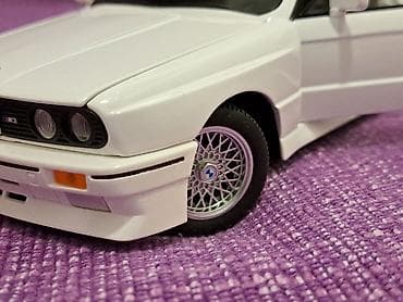 Sports & Leisure: BMW M3 E30 "Kocka" 1:24 White Perla NOVO! Model BMW serije 3 — 6