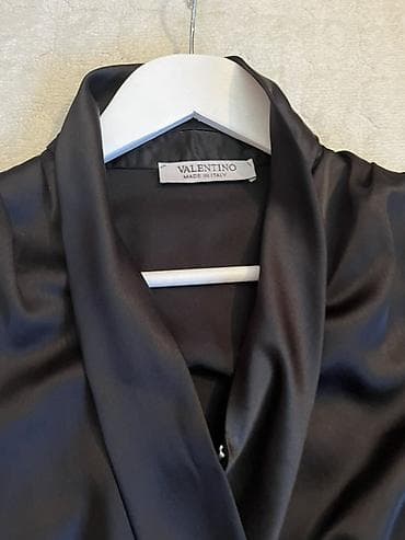 Haljine: Valentino haljina od svile – crna - Model: elegantna wrap/suknja na — 2