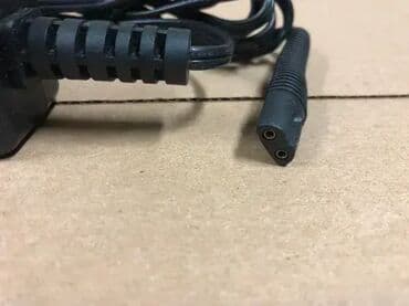 zvucnici za gramofon: #0205 AC/DC ADAPTER; Model GQ15-030100-AGO; 3,0V; 1000mA; Dužina — 3