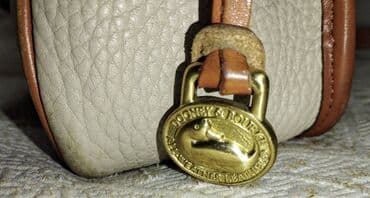 karl novcanik: Dooney & Bourke kožna torba Skupocena torba, renomiranog — 9