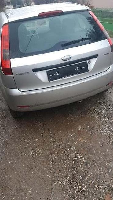 focus 2: FORD FOCUS 2011. GOD. - KOMPLETAN AUTO U DELOVIMA | SMEDEREVSKA — 7