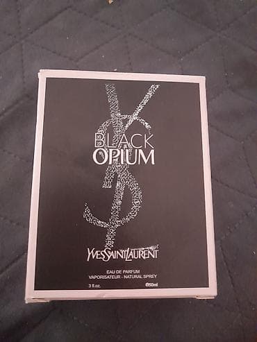 Yves Saint Laurent Black Opium – Eau de Parfum, 50 ml (3 fl. oz.) -