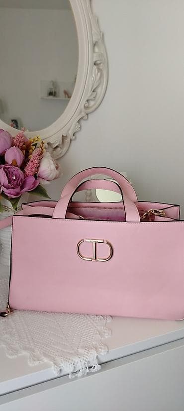 dolce gabbana torbe: Prelepa torba brenda TWINSET, sa dužim kaišem i dve kraće ručke, ima — 2
