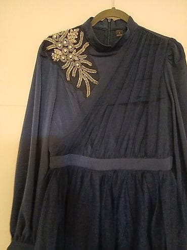 Ostalo: Elegantna večernja haljina u tamnoplavoj boji, dužine do članaka — 2