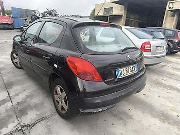 pezo 207 prodaja: PEUGEOT 207 2007. GOD. - KOMPLETAN AUTO U DELOVIMA | Peugeot 207 — 2