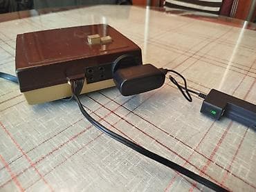 sporet na prodaju: TV transkonvertor EI – UHF/VHF Nepoznato stanje. Displej  tj lampica — 6