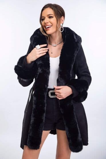 stradivarius jakna sa krznom: Prelepi montoni postavljeni krznom za vitkiji i puniji stas po — 2