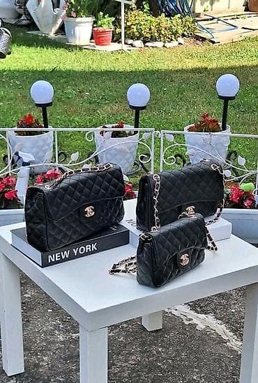 mona crna kozna torba: Mala 21x14 Veca 25x16 Najveca 28x17 Cena velike 4500 dinara /Mala 4000 — 1