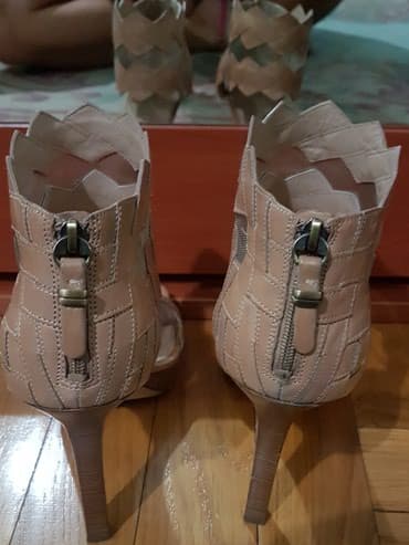 nike air max command leather: Sandals, 38.5 — 5