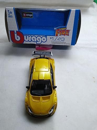 kosarkaski dres partizana: Burago Renault Megane Spor t China,novo — 2