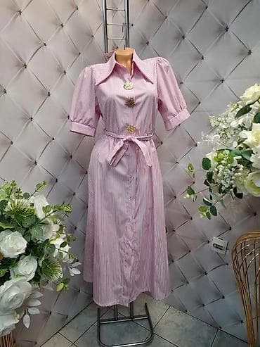 ruska kragna kosulja: Ženska košulja-haljina sa prugama, midi dužine. - Model: strukirana — 2