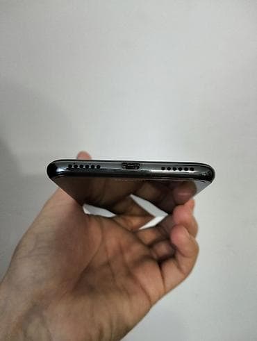 android tablet: Huawei Y6 2018 (model ATU‑L21) - Ekran: HD+ 18:9 - Procesor — 8
