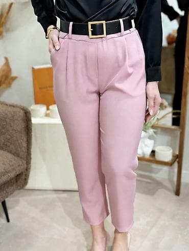 Personal Items: Pantalone
Cena 2400
Uni vel.
V19 — 5