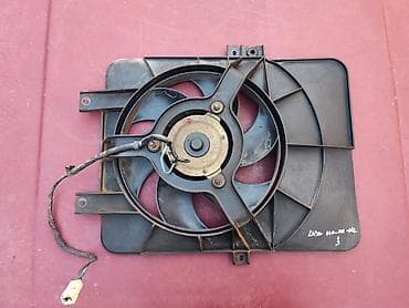 polovni delovi za pezo 307 cacak: Ventilator hladnjaka Lada 112 sa postoljem broj 3. Polovani — 1