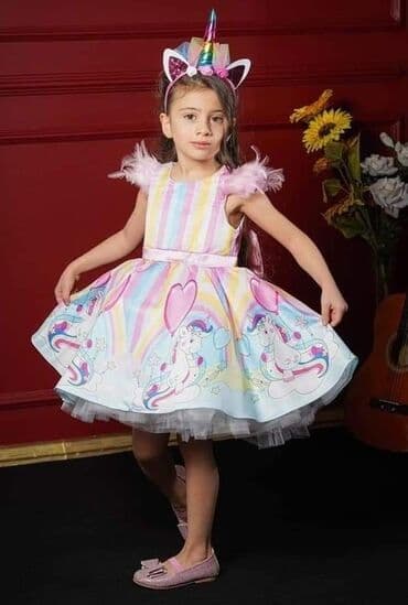 Jednorog haljinice u kompletu sa rajfom ponovo na stanju u svim na lalafo.rs Jednorog haljinice u kompletu sa rajfom ponovo na stanju u svim