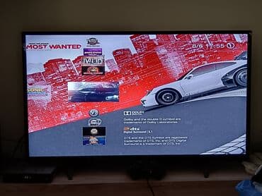 polovni radio aparati: Sony PlayStation 3 konzola, dolazi sa dva kontrolera. Konzola je crne — 4