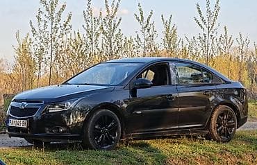 Tyres & Wheels: Set od 4 alu felne sa gumama - Veličina felni: 18 inča - Dizajn: 10 — 7