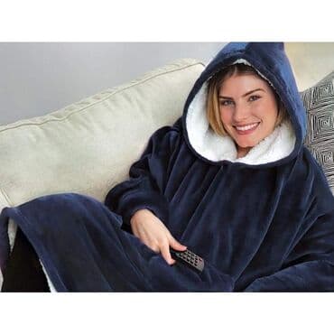 cebe sa rukavima i kapuljacom: Neponovljivo praktično i prijatno ćebe koje će oduševiti sve one koji — 1