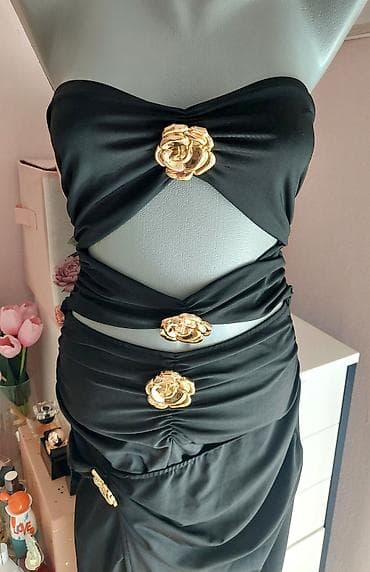 lujo torbice: Crna elegantna haljina s ukrasnim zlatnim ružama - Model: duga — 2