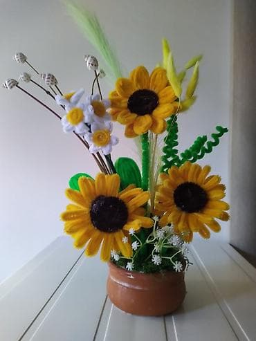 Sweatpants: Ručni aranžmani od plišanih žičica u saksiji - Dekorativni cvetni — 7