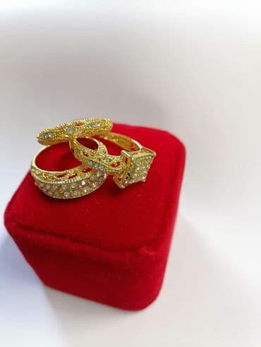 Vel 10
Cena 1200 din