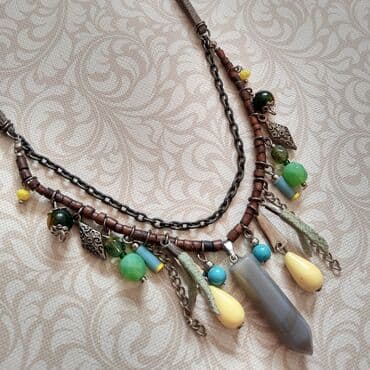 cilibar ogrlica: Prelepa ogrlica sa ahatom 
 
Dužina dela oko vrata 43cm — 1