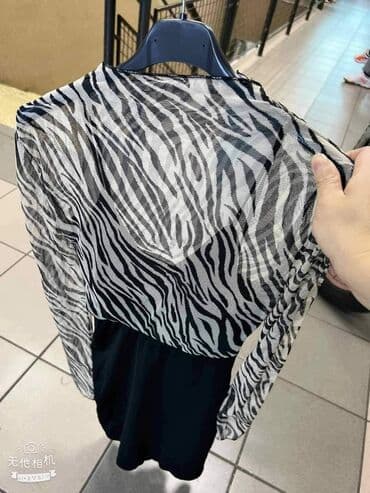 kraljevo haljine: Haljine 2400 — 3