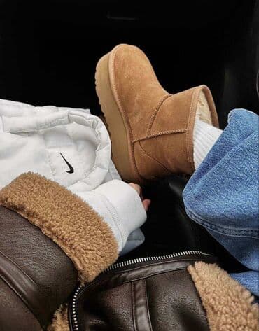 dune obuca: Ugg mini boots — 6