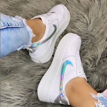 nike air force sa crnim znakom: Nike air force patike

Novo
Brojevi 36 do 46

fb Moja Kupovina 1 — 8