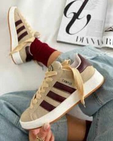 new yorker крагујевац – слике: Adidas, 40 — 1