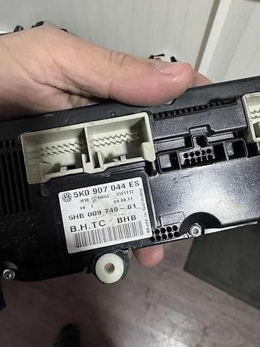 zvezdano nebo auto: PREKIDACI VENTILACIJE KONZOLA KLIME VW GOLF 6 | Prekidaci — 2